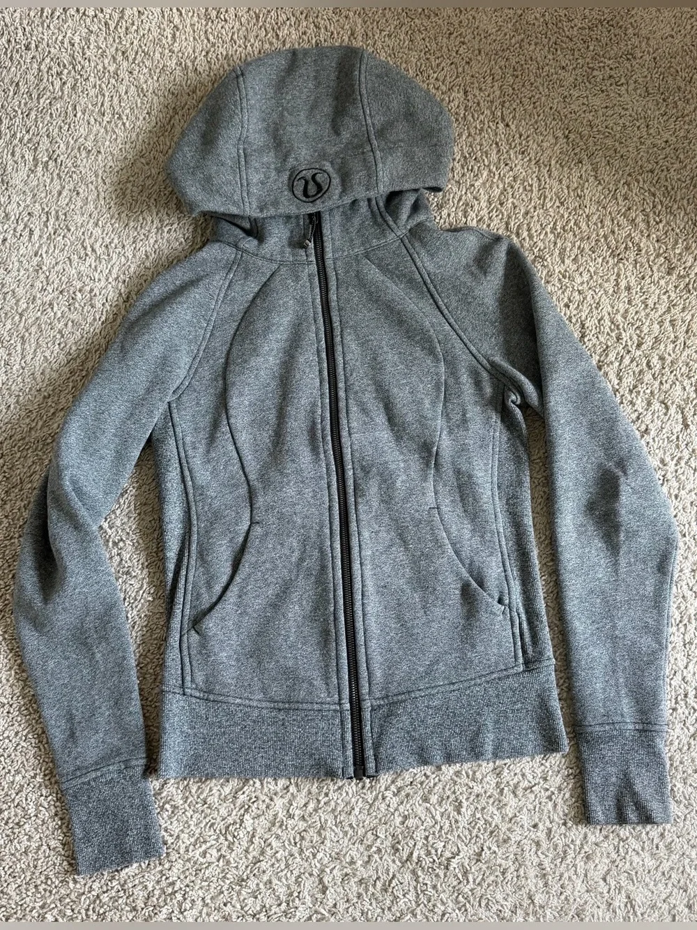 Lululemon Scuba Full Zip Thumb Hole Hooded Jacket